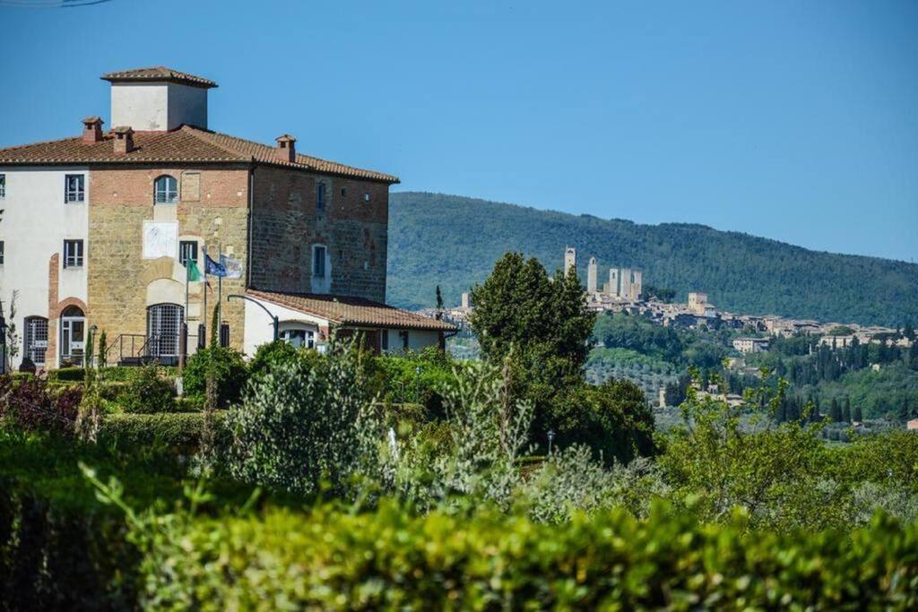 Castello Di Fulignano Ildebrando Superior Apartment ซานจีมิญญาโน ภายนอก รูปภาพ