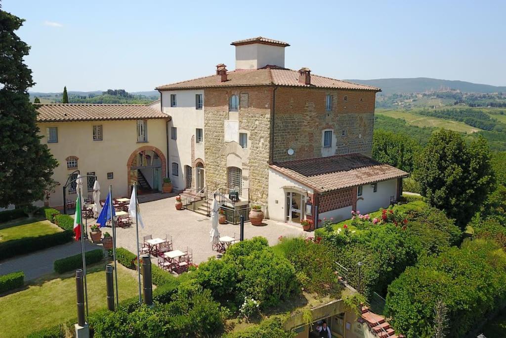 Castello Di Fulignano Ildebrando Superior Apartment ซานจีมิญญาโน ภายนอก รูปภาพ