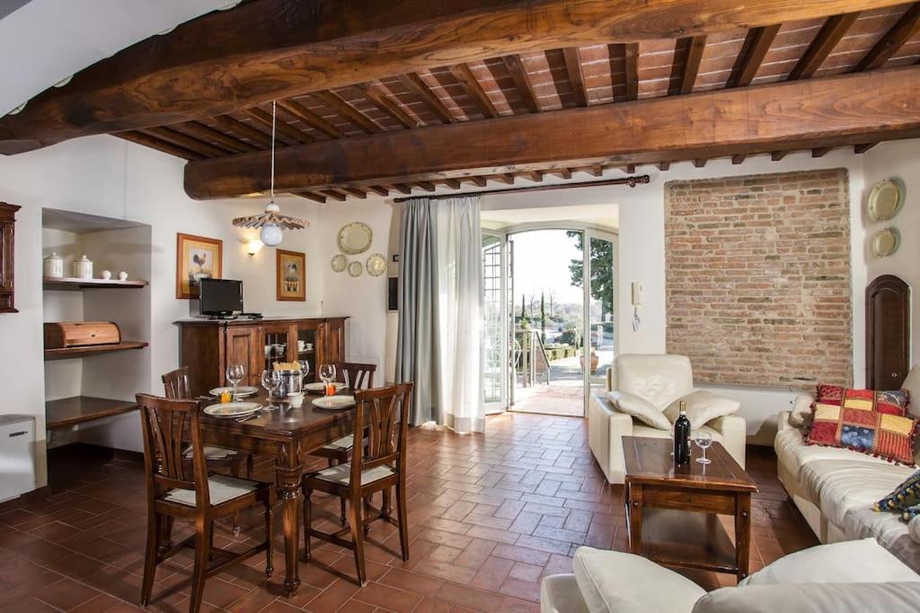 Castello Di Fulignano Ildebrando Superior Apartment ซานจีมิญญาโน ภายนอก รูปภาพ