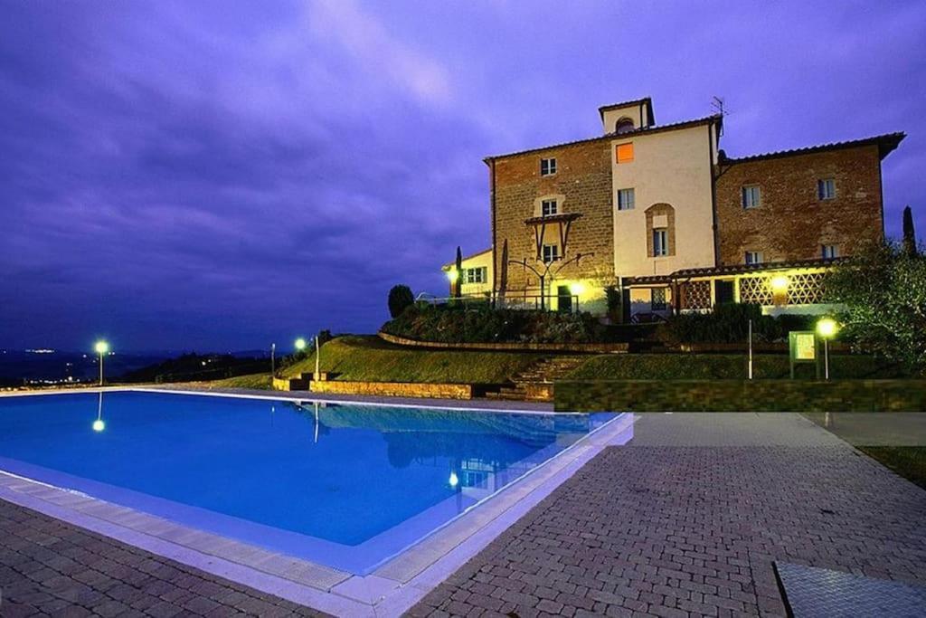 Castello Di Fulignano Ildebrando Superior Apartment ซานจีมิญญาโน ภายนอก รูปภาพ